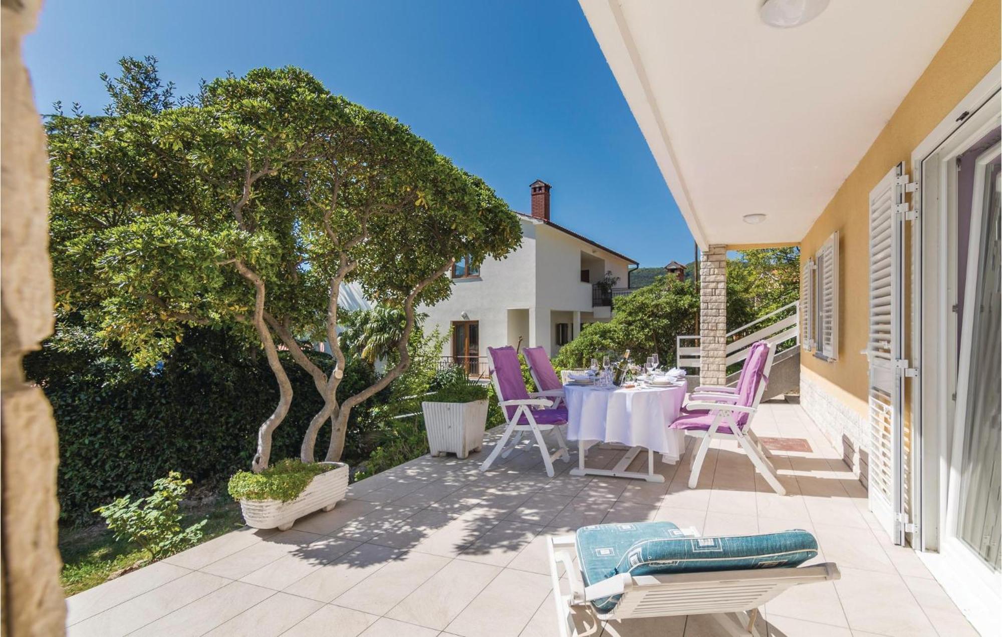 Amazing Apartment In Rabac With Wifi Raša Extérieur photo